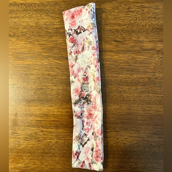 Lululemon Headbands - Picture 4 of 9